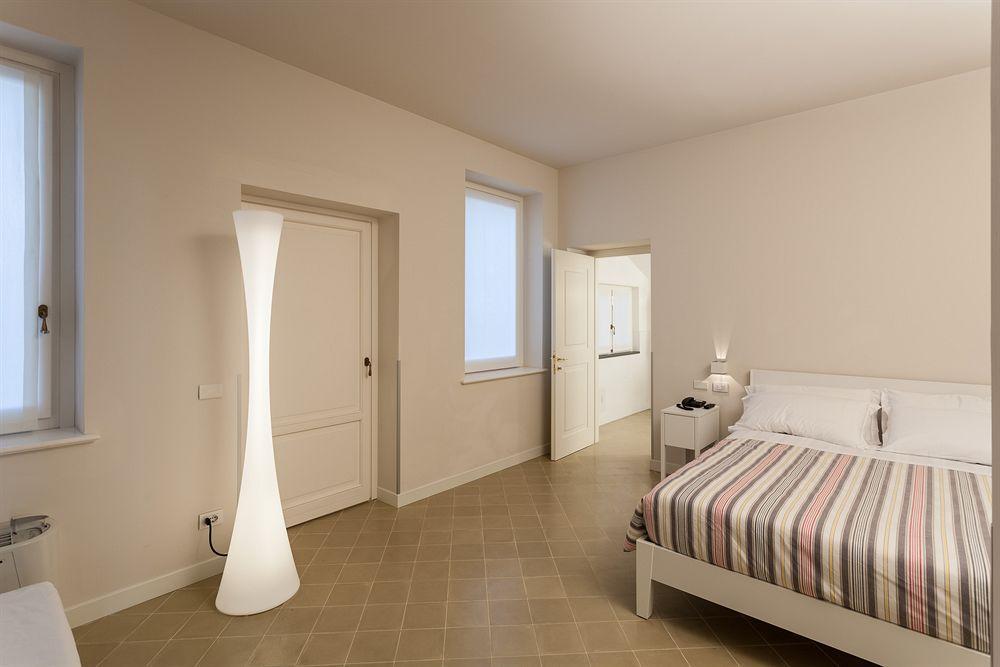 Hotel Forlanini 52 Parma Eksteriør bilde