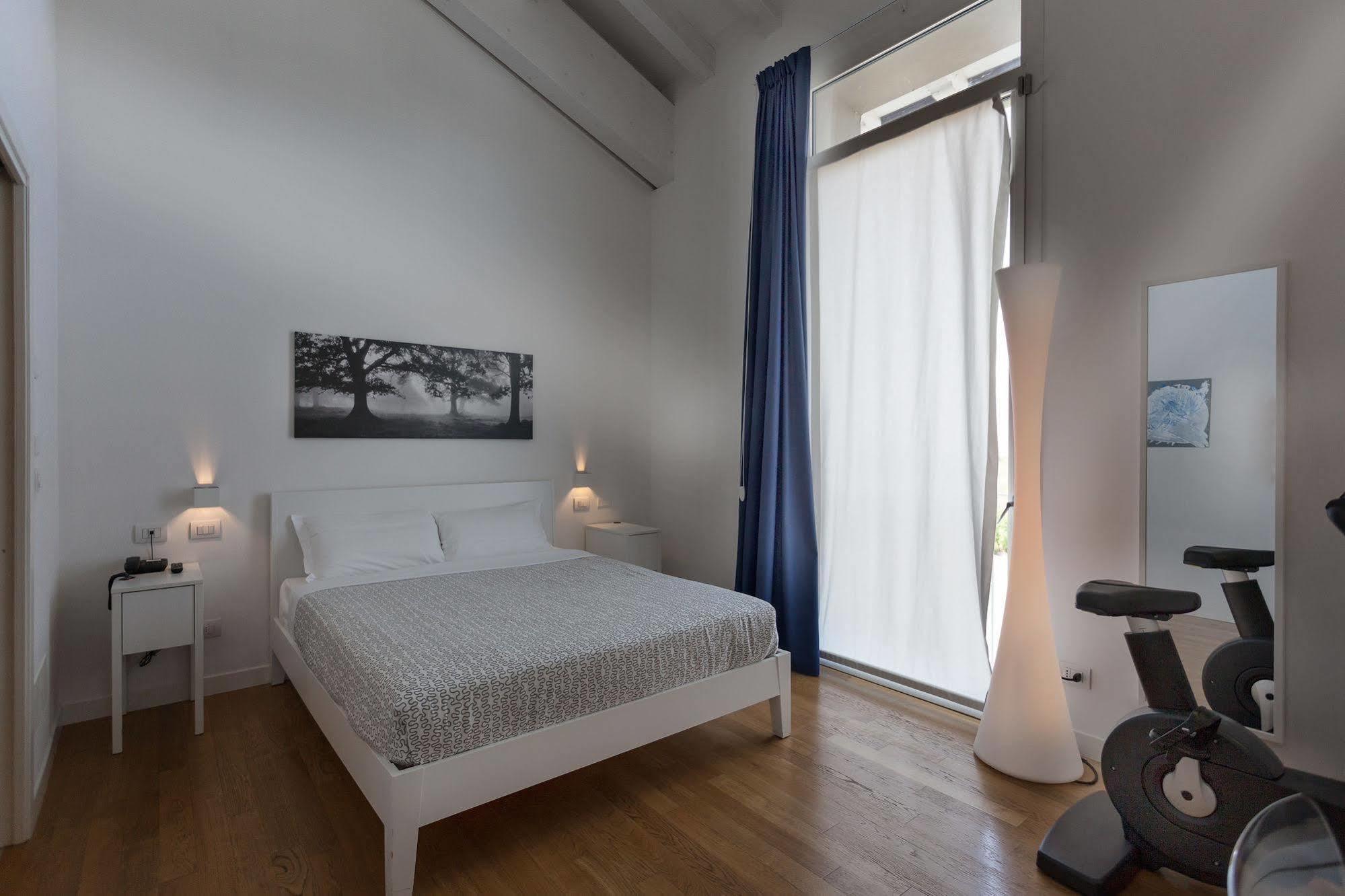 Hotel Forlanini 52 Parma Eksteriør bilde